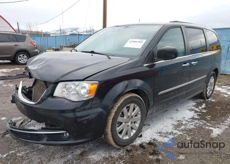 2016 Chrysler Town & Country Touring z USA, uszkodzony, nr VIN 2C4RC1BG9GR305656